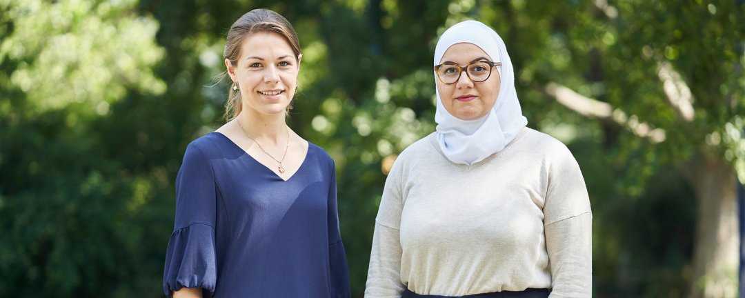 Homepage_Header_Pressefoto_Sprecherinnen%20GJBW_Sarah%20Heim%20%26%20Aya%20Krkoutli_0